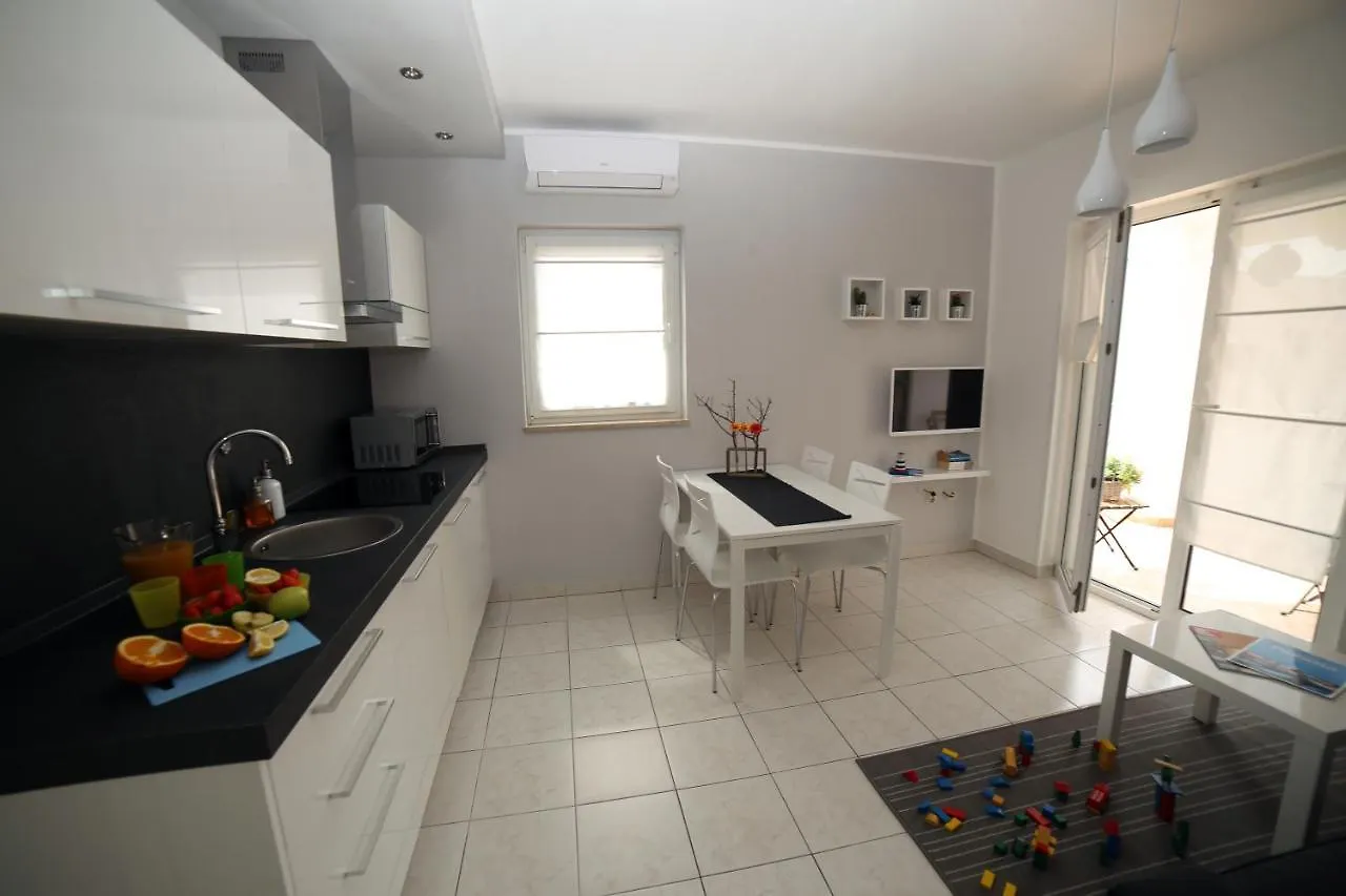 Dandelion Apartment Fazana